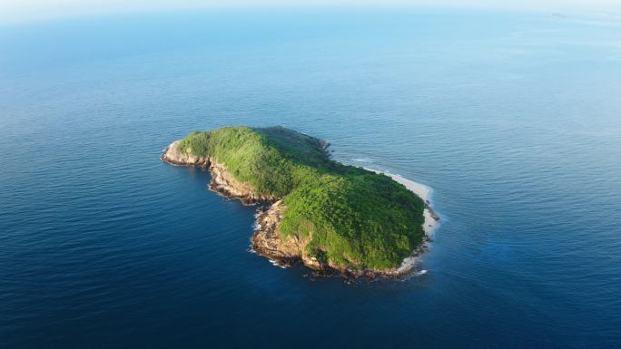 4K航拍万宁石梅湾浮潜地加井岛