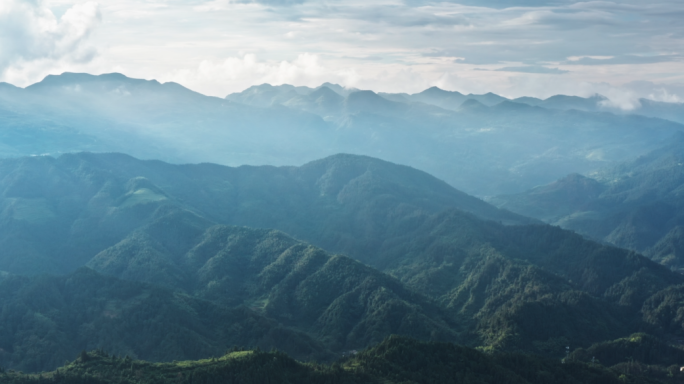 逆光大山