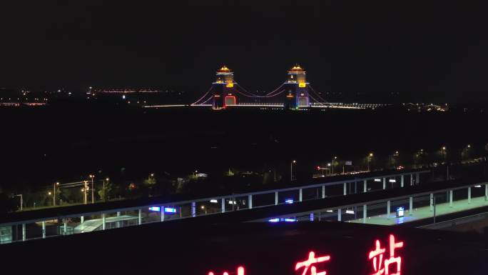 扬州高铁站夜景航拍素材