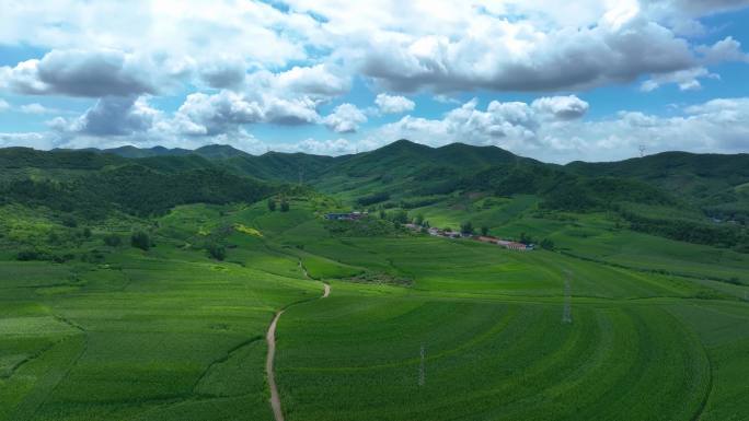 东北辽宁山脉乡村航拍风景