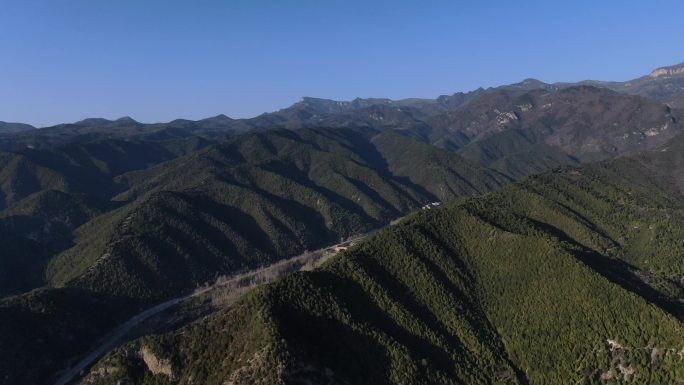 山西灵石县石膏山航拍镜头素材（7）