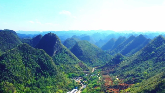 喀斯特地貌 云南 文山   群山 日出