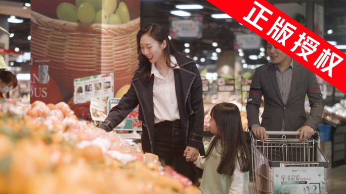 演员——家人购买水果水果超市