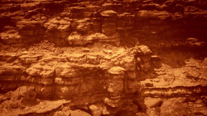 遥远星球火星的岩石表面。空间探索和科学进步