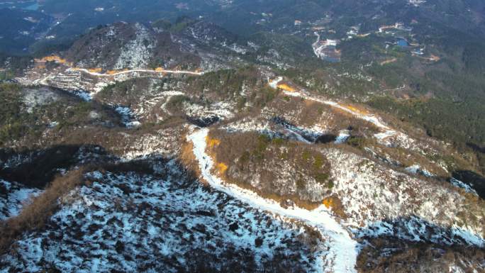 湖南长沙宁乡扶王山人物雪地日出风车航拍