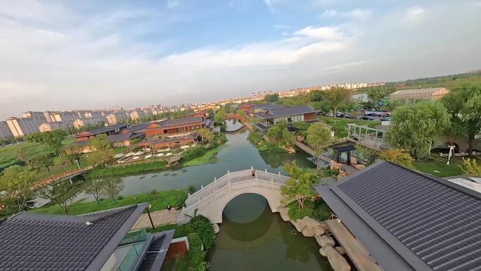穿越机航拍中国大运河博物馆夕阳大运塔