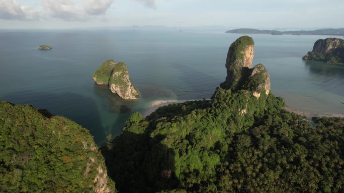 原创 泰国甲米海岛海滨日落自然风光航拍