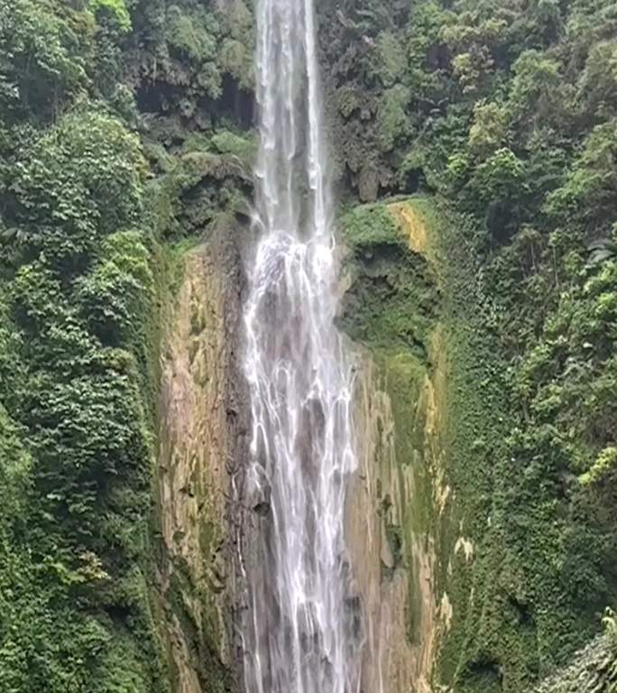 广西通灵大峡谷高清视频