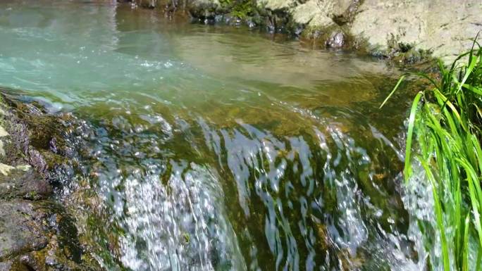 河边流水河流河水小溪山泉泉水流体液体水流