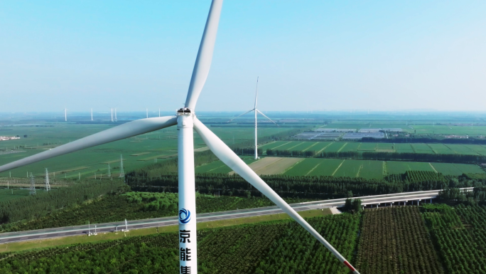 新能源绿色能源发电风力发电和农田稻田