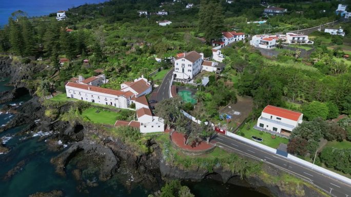 无人机拍摄的葡萄牙亚速尔群岛圣米格尔的卡罗拉村