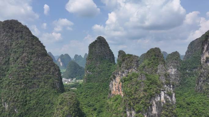 桂林阳朔绿水青山