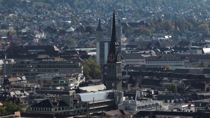 晴朗的一天苏黎世市著名的教堂塔航拍全景4k瑞士