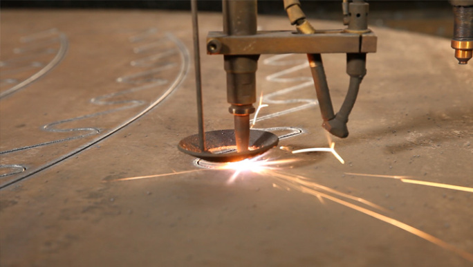 激光自动雕刻切割机