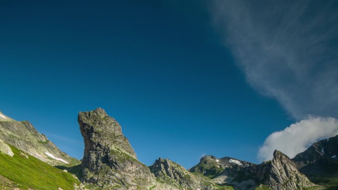 圣伯纳德山口山脉