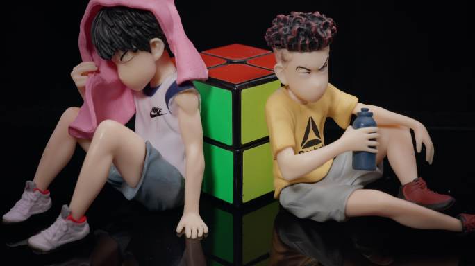 国产卡通玩偶橡胶盲盒摆件展品实拍素材2