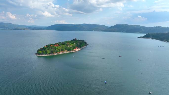 澄江抚仙湖孤山风景区