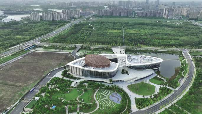 上海九棵树未来艺术中心