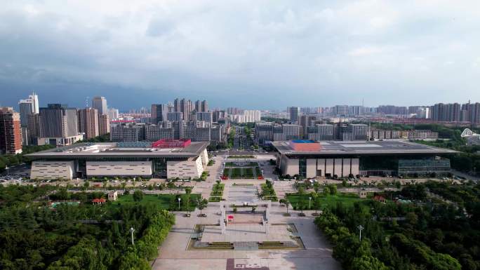 河南暴雨来临前许昌城市建设4K航拍