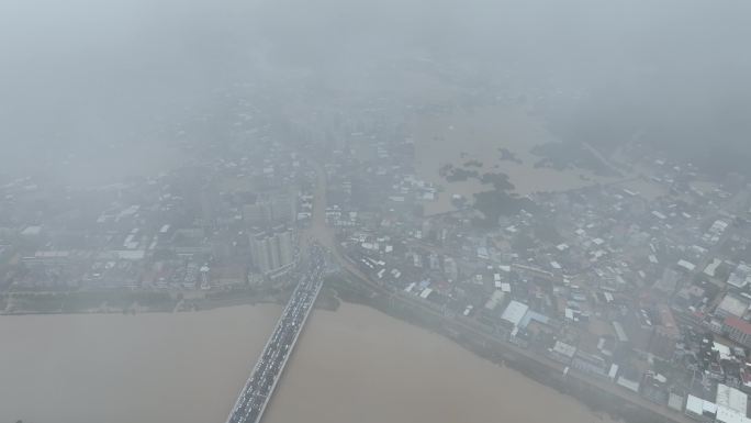 城镇洪水淹没航拍山洪水灾自然灾害极端天气