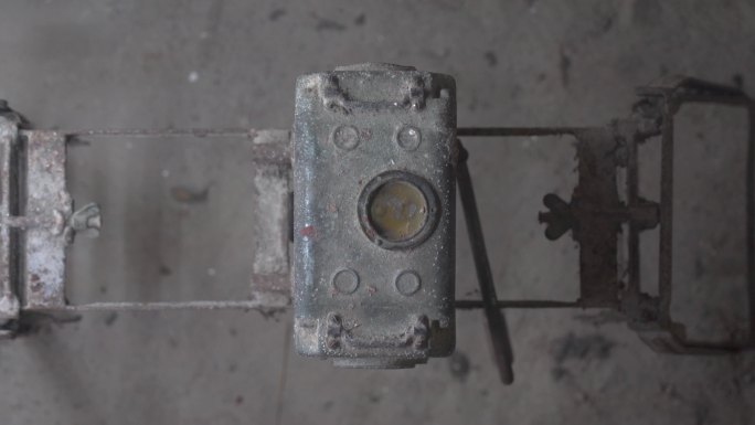 八路军用的旧电报机