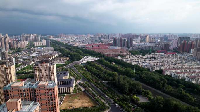 河南暴雨来临前河南许昌城市建设4K航拍