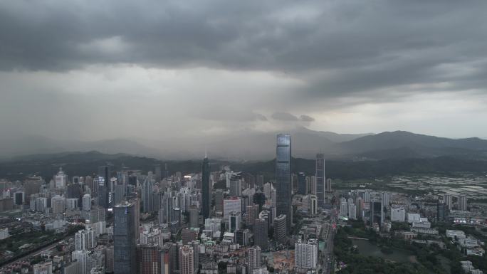 暴雨台风乌云闪电深圳台风杜苏芮天气