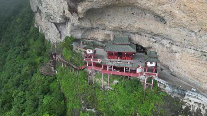 福建漳州灵通风景区悬空寺