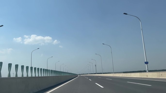 河南蓝天高速大桥