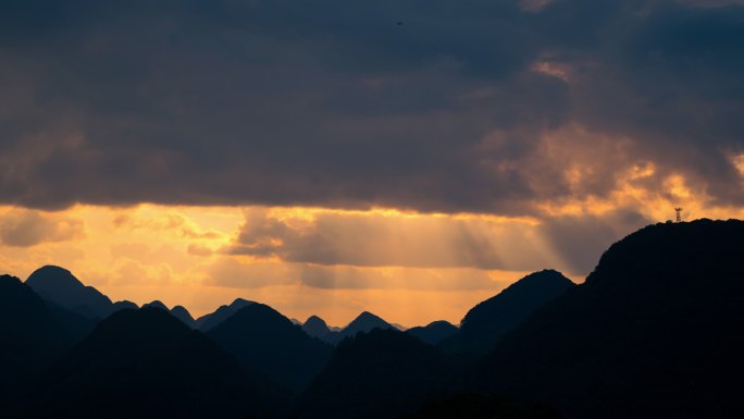 夕阳 晚霞 丁达尔落日 玉皇顶