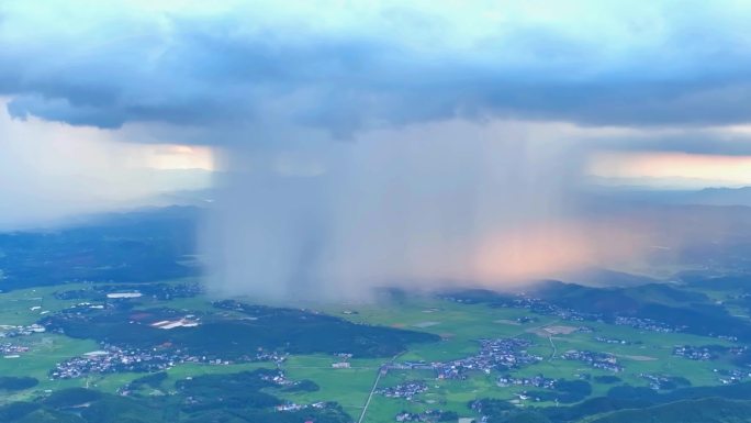 4K 航拍下雨 天气 自然现象 乌云