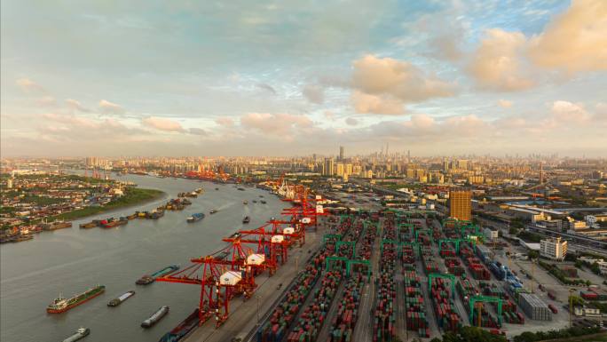 航拍上海张华浜集装箱码头延时4K