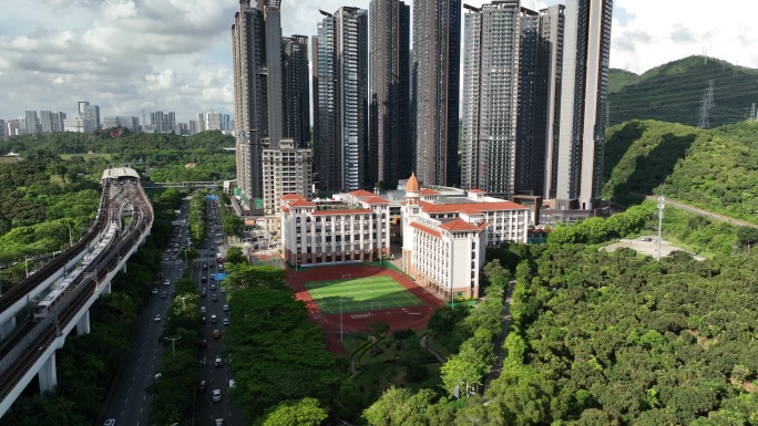 深圳道尔顿新华公学