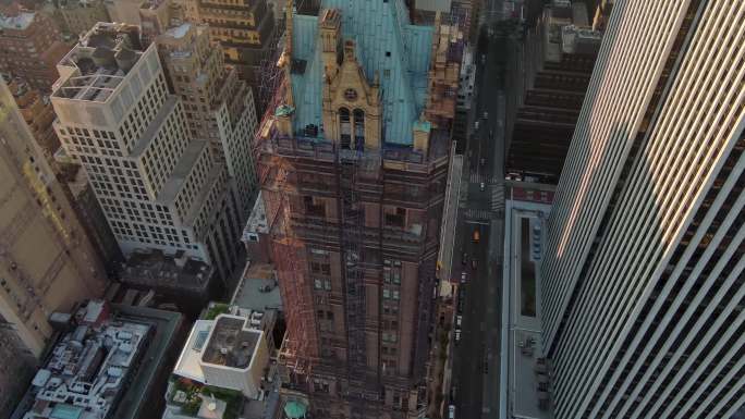 航拍纽约曼哈顿市中心摩天大楼日出地标建筑