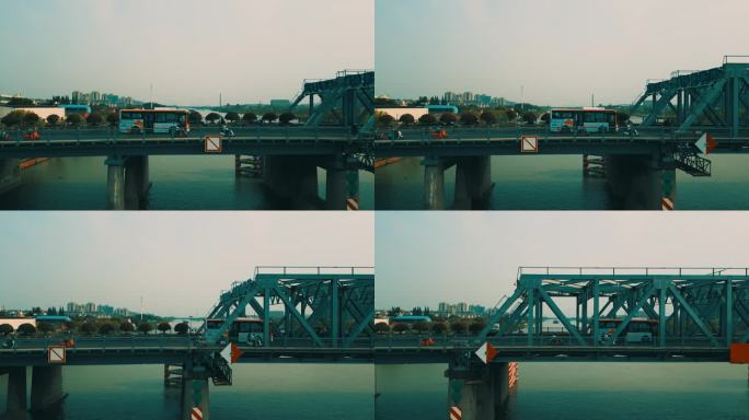平移跟踪扬州大桥上行驶的车辆