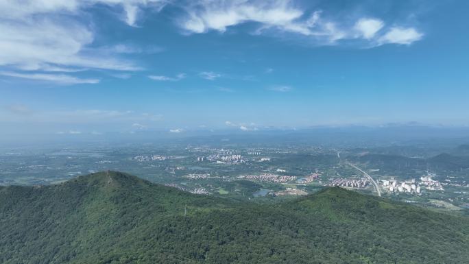 航拍襄阳最高山峰扁山自然风景城市风光