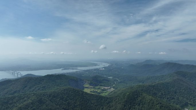 航拍襄阳山川自然风景城市风光