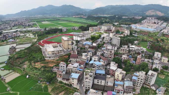 贵州村超足球比赛民族活动周围情况