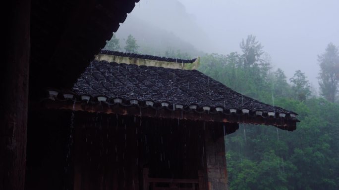 下雨屋檐雨滴瓦房春雨小雨春风古建筑意境风