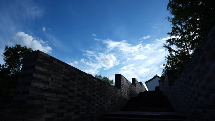 古城墙蓝天白云的延时摄影2