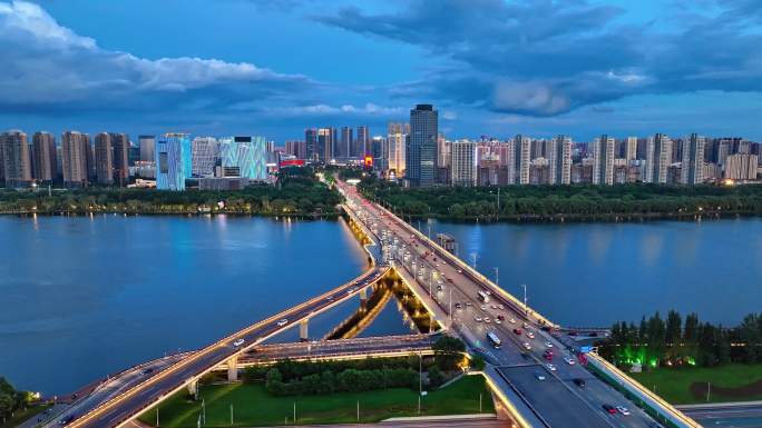 沈阳浑河夜景