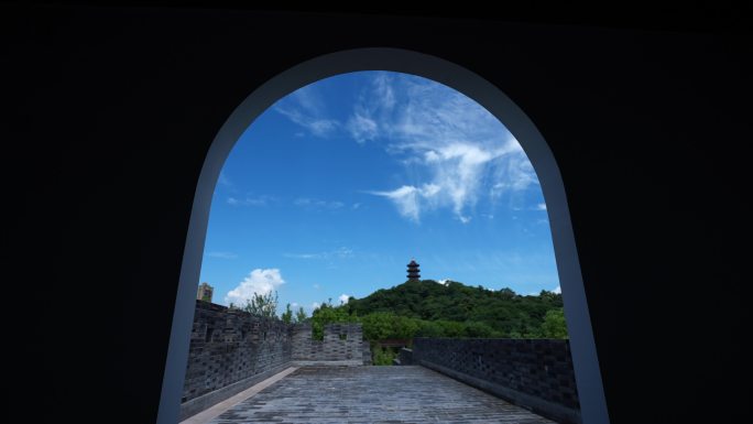 古城墙蓝天白云的延时摄影12