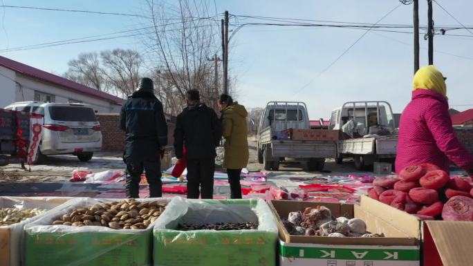 农村集贸市场干果摊