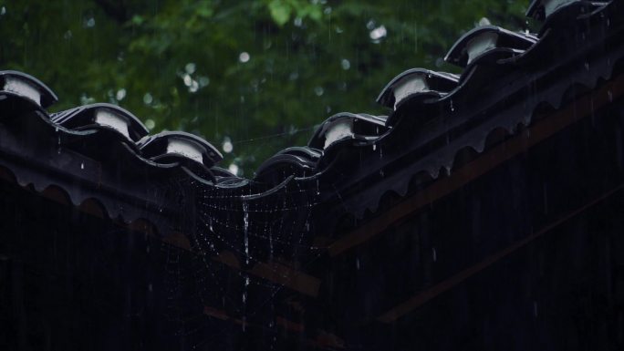 下雨屋檐雨滴瓦房春雨小雨春风古建筑意境风