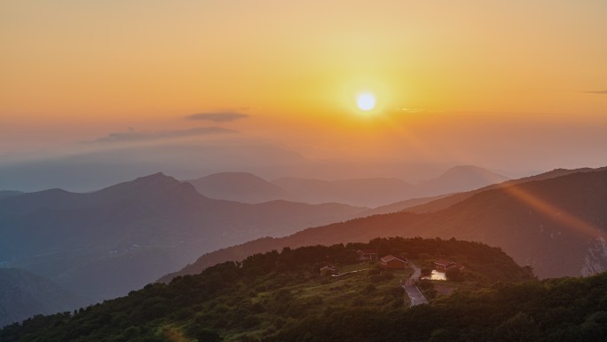 郑州嵩山嵩顶高山草甸日出延时摄影