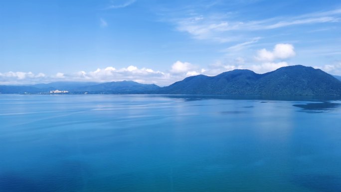 太平湖风光蓝天白云延时摄影