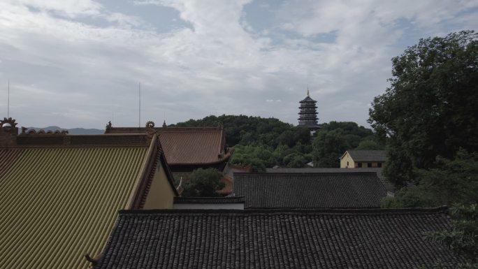 杭州西湖净慈寺雷峰塔航拍