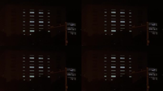 晚上夜灯深夜窗外 夜晚窗户加班亮灯灯光