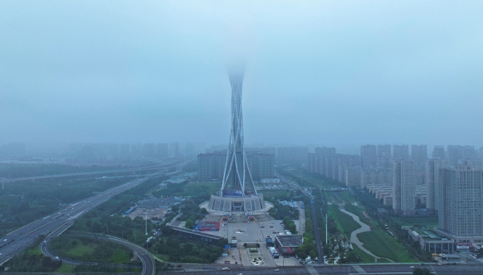 雨后早晨云雾中的郑州中原福塔4k航拍