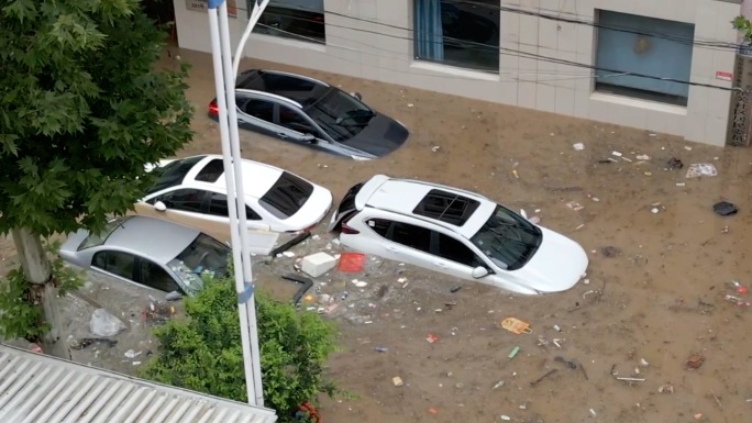 洪水泡车 水泡车 水淹车 涿州洪灾